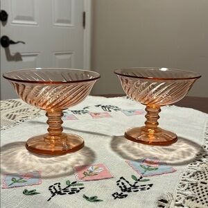 Elegant pink Glass Dessert Bowls